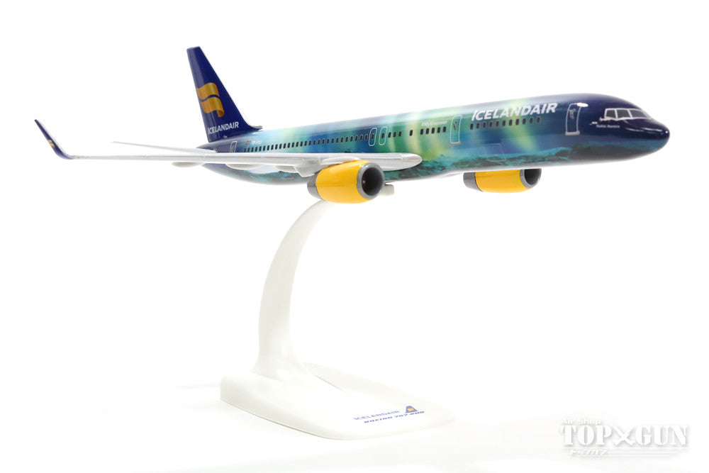 757-200w Icelandair special paint "Hekla Aurora" (snap-in model, stand specification, no landing gear) TF-FIU 1/200 *Plastic [610735]