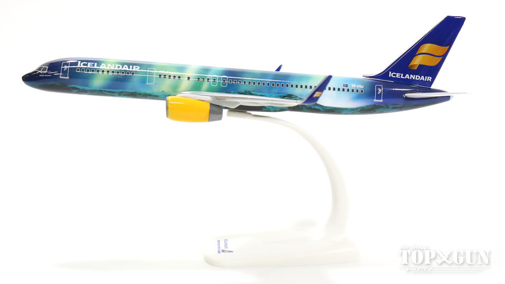 757-200w Icelandair special paint "Hekla Aurora" (snap-in model, stand specification, no landing gear) TF-FIU 1/200 *Plastic [610735]