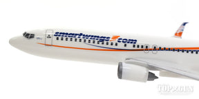 737-800sw スマートウイングス（トラベルサービス／チェコ） （スナップインモデル・ギアなし・スタンド専用） OK-TTV 1/200 ※プラ製 [610780]