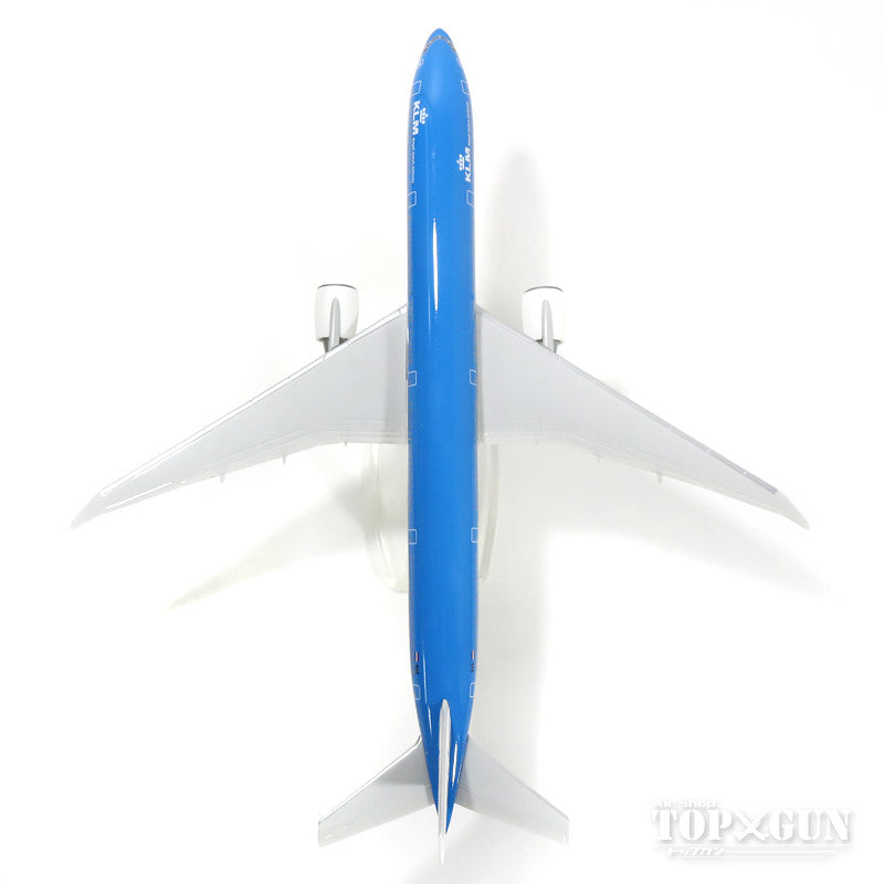 777-300ER KLM Royal Dutch Airlines (Snap-in model, stand version, no landing gear) 1/200 *Plastic [610872]