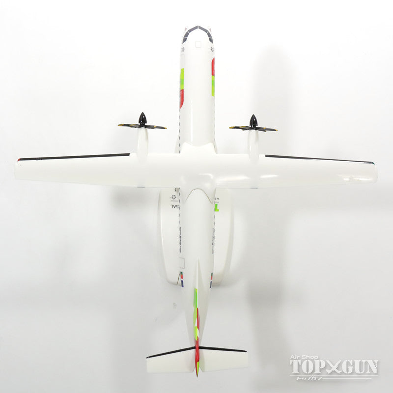 ATR-72-600 TAP Express (Snap-in model, stand specification, no landing gear) CS-DJA 1/100 *Plastic [611206]