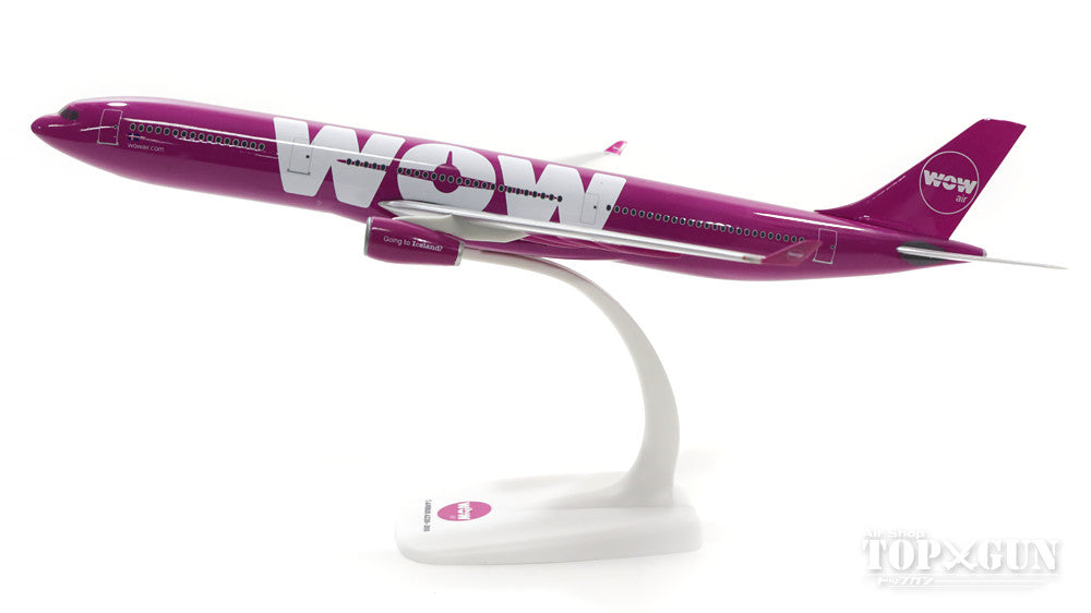 A330-300 WOW Air TF-GAY (Snap-in model, stand version, no landing gear) 1/200 *Plastic [611282]