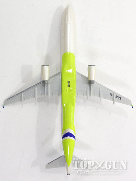 A321 Air Busan (Snap-in model, no gear, stand only) HL8072 1/200 *Plastic [611527]