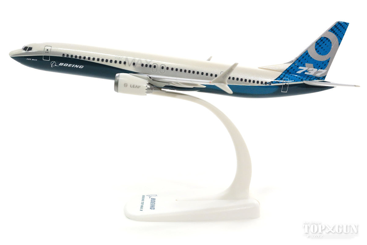 737 MAX 9 Boeing House Color (Snap-in model, stand specification, no landing gear) N7379E 1/200 *Plastic [611824]