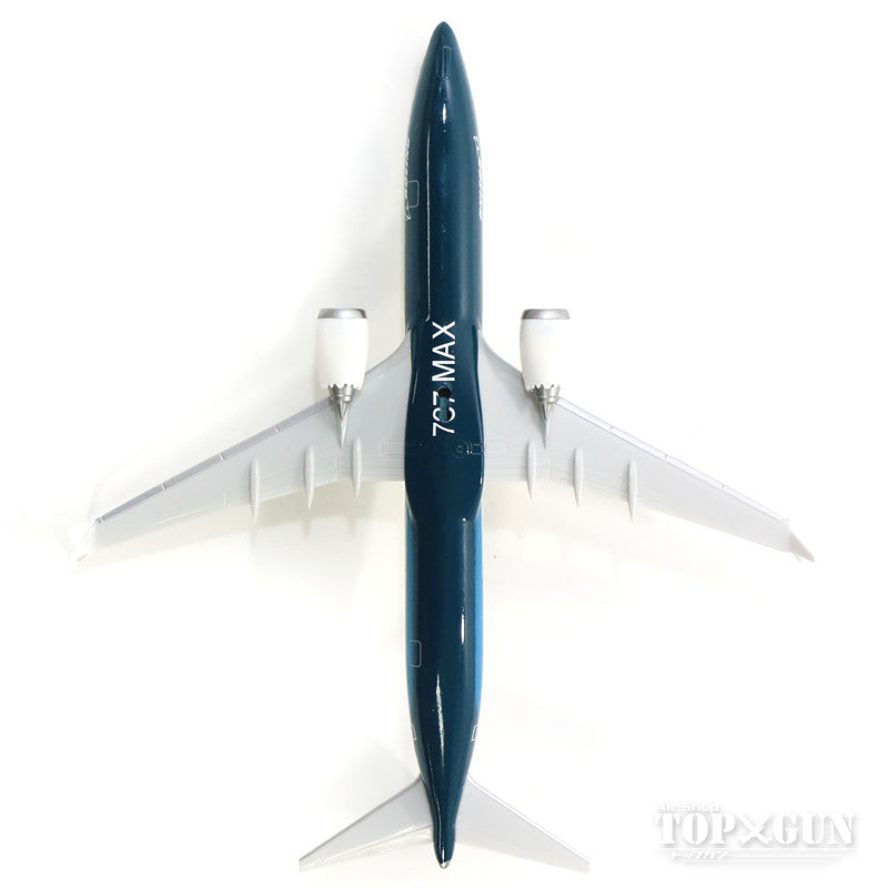 737 MAX 9 Boeing House Color (Snap-in model, stand specification, no landing gear) N7379E 1/200 *Plastic [611824]