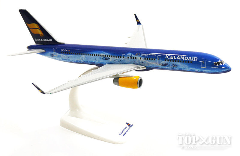 [Pre-order item] 757-200w Icelandair 80th anniversary paint TF-FIR (snap-in model, stand version, no landing gear) 1/200 *Plastic [611848]