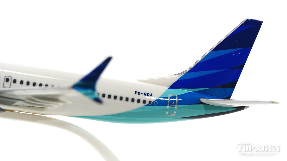 737 Max-8 ガルーダインドネシア航空 PK-GDA （スナップインモデル・スタンド仕様・ランディングギアなし） 1/200 ※プラ製 [612203]