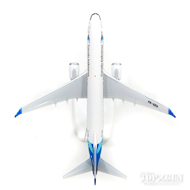 737 Max-8 Garuda Indonesia PK-GDA (Snap-in model, stand version, no landing gear) 1/200 *Plastic [612203]