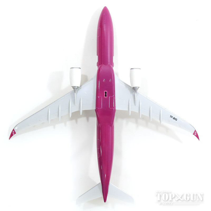 A330-900neo WOW Air TF-BIG（卡入式模型，立式规格，无起落架）1/200 *塑料 [612272]