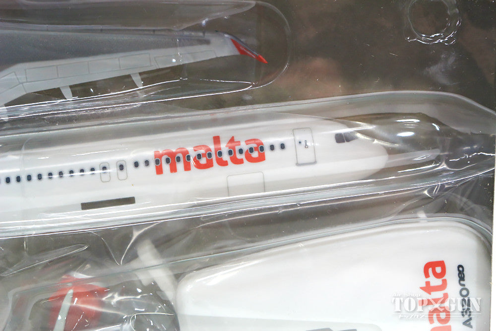 A320neo Air Malta 9H-NEO (Snap-in model, stand version, no landing gear) 1/200 *Plastic [612418]