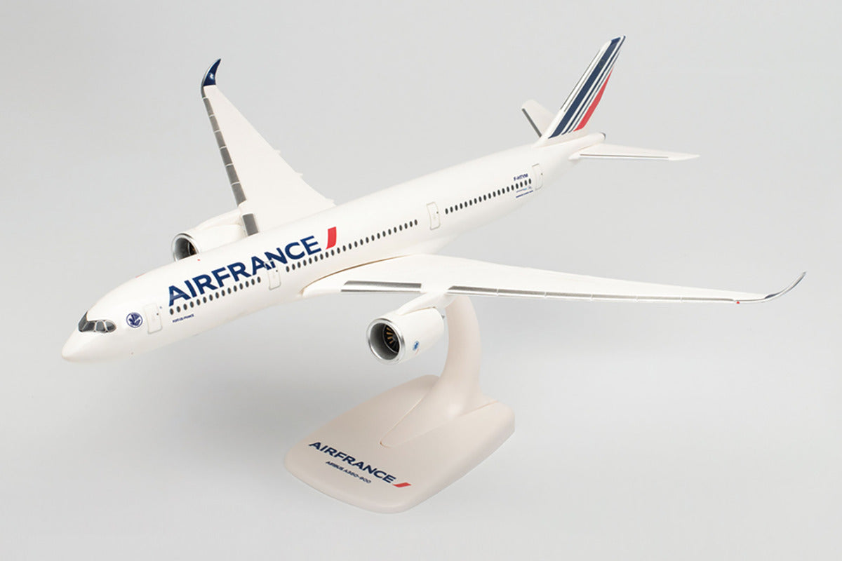 A350-900 Air France F-HTYM "Fort de France" (Snap-in model, stand version, no landing gear) 1/200 [612470-001]