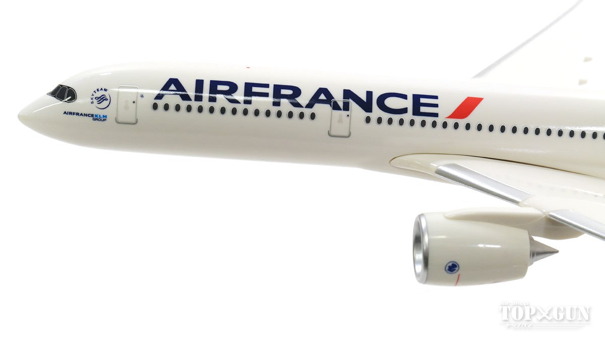 A350-900 Air France F-HTYA (Snap-in model, stand version, no landing gear) 1/200 *Plastic [612470]