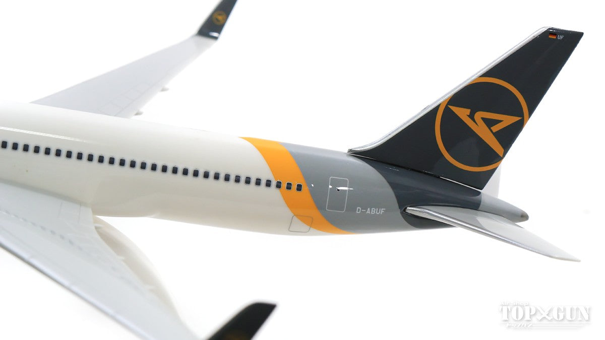 [WEB-only special price] 767-300ER Condor Airlines new paint D-ABUF (Snap-in model, stand specification, no landing gear) 1/200 *Plastic [612647]