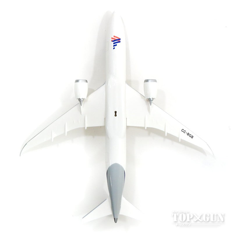 787-9 LATAM Airlines CC-BGB (Snap-in model, stand version, no landing gear) 1/200 *Plastic [612692]