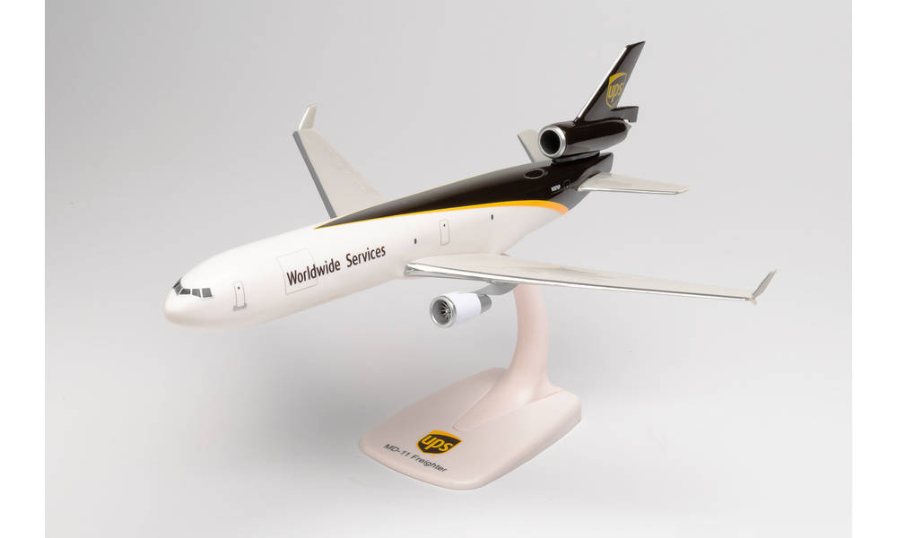 MD-11F（貨物型） UPSユナイテッド・パーセル・サービス （スナップインモデル・スタンド仕様・ランディングギアなし） N287UP 1/200 [613231]