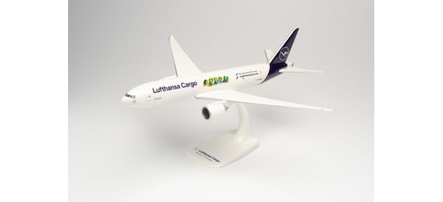 777F (Cargo type) Lufthansa Cargo special paint "Cargo Human Care" (Snap-in model, stand specification, no landing gear) D-ALFI "Buenos Dias Mexico" 1/200 *Plastic [613354]