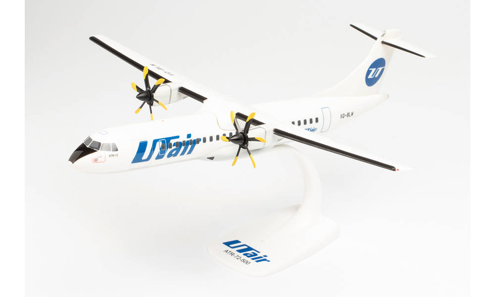 ATR-72-500 UT Air (Russia) (Snap-in model, stand specification, no landing gear) VQ-BLM 1/100 *Plastic [613361]