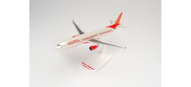 A321 エア・インディア （スナップインモデル・スタンド仕様・ランディングギアなし） VT-PPX 1/200 ※プラ製 [613415]