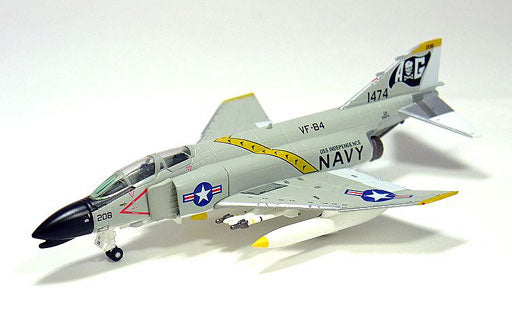 F-4B アメリカ海軍 第84戦闘飛行隊 「ジョリーロジャース」 AG208 1/200 [6474]