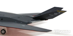 F-117A アメリカ空軍 第49戦闘航空団 第8戦闘飛行隊 「ブラック・シープ」 星条旗塗装 08年 ホロマン基地・アリゾナ州 ＃88-0843 1/200 [6498]
