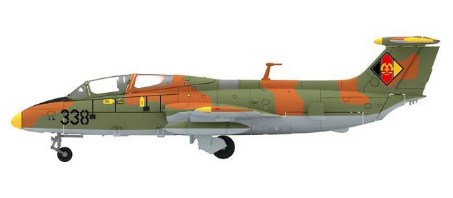 L-29 Delfin 東ドイツ空軍 パイロット訓練棟 25 「Leander Ratz」 バウツェン空軍基地 1987 #338 1/72 ※プラ製 [82MLCZ7214]