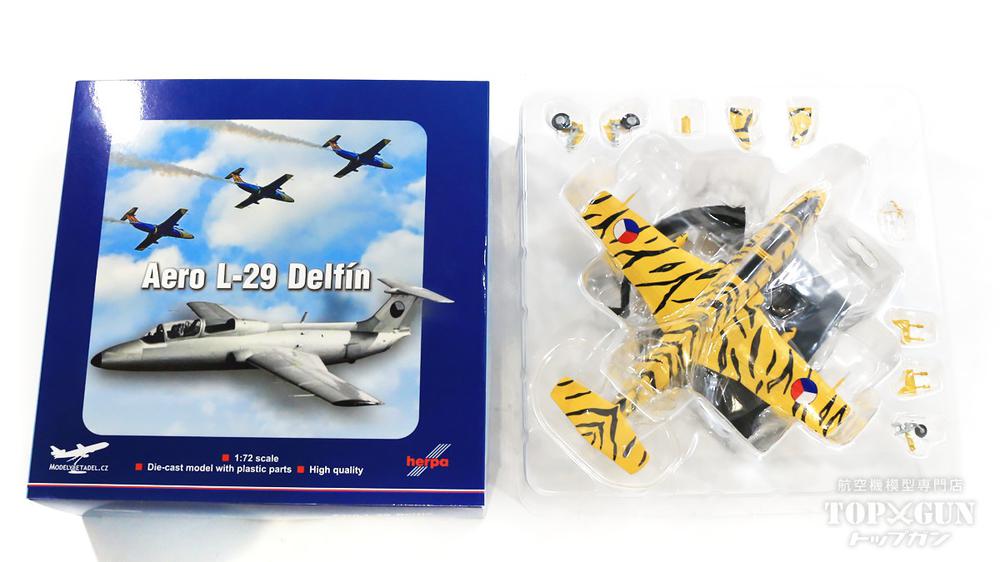 L-29 Delfin Czech Air Force 1st Squadron 11th Fighter Regiment Zatec Air Base 1993 "Tiger" 1/72 [82MLCZ7215]