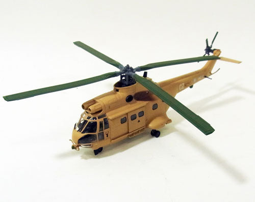 [Pre-order item] Westland Puma HC Mk.1 Royal Air Force No. 33 Squadron Gulf War Kuwait XX220 1/72 [AA27004]