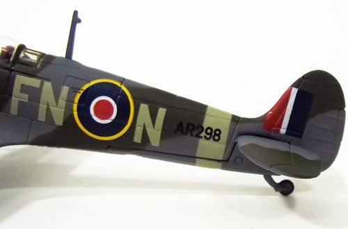 Spitfire Mk.Vb, Royal Air Force, No. 331 Squadron, Lt. Jens Muller (Norwegian), AR298, June 1942, "50th Anniversary of the Great Escape", 1/72 [AA31934C]