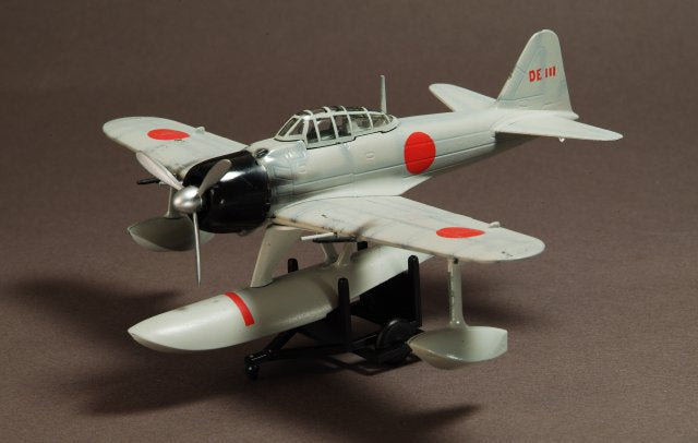 Nakajima A6M2-N Type 2 Seaplane Fighter, Imperial Navy, Solomon Islands, DEIII 1/72 [APF0003]