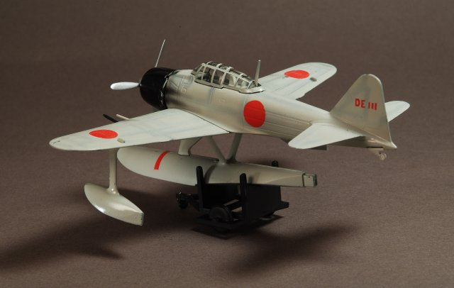 Nakajima A6M2-N Type 2 Seaplane Fighter, Imperial Navy, Solomon Islands, DEIII 1/72 [APF0003]