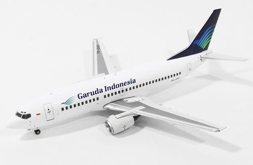 737-300 Garuda Indonesia 00s PK-GHQ 1/200 [AV2733011]