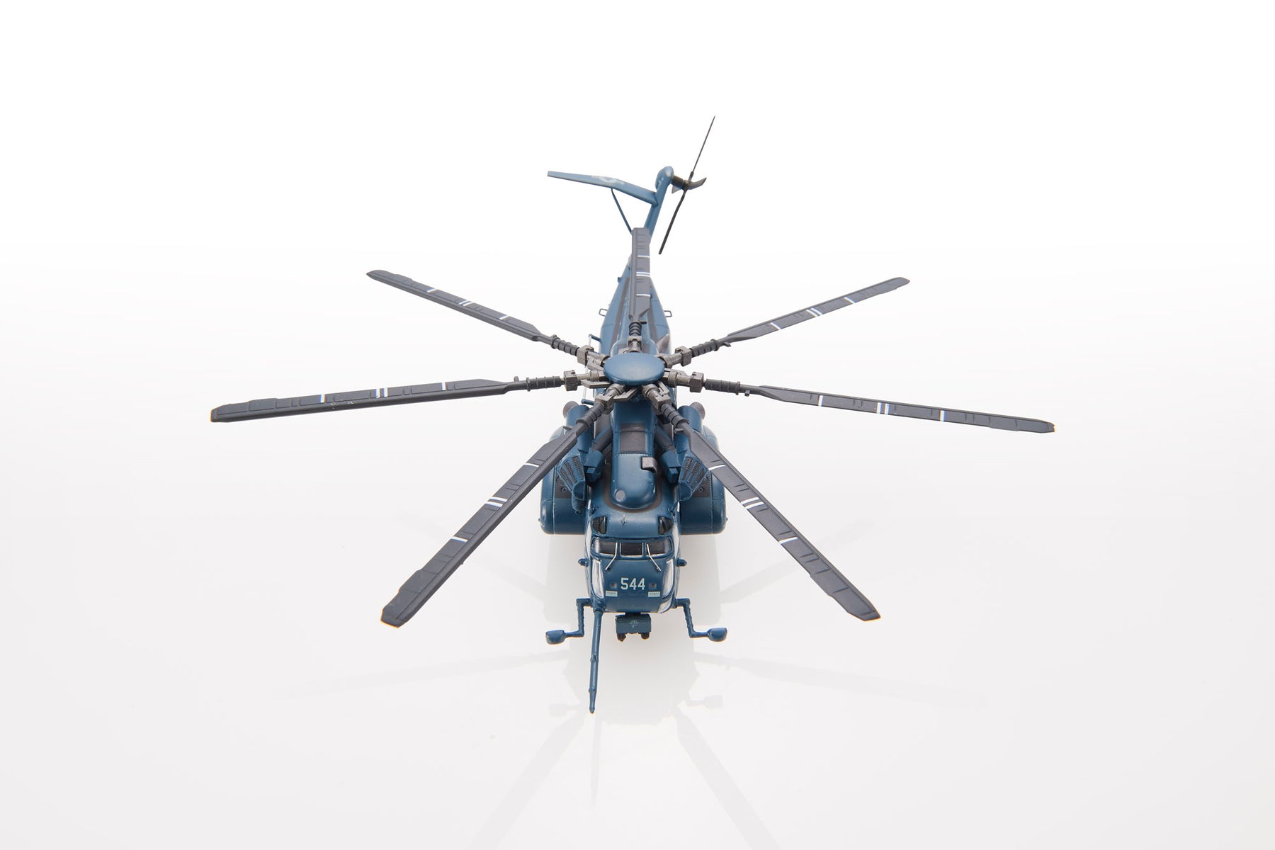 MH-53Eシードラゴン アメリカ海軍 第14掃海ヘリ飛行隊 「バンガード」 ノーフォーク基地 BJ544 1/144 [AVFS-1604014]