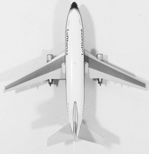 737-100 ルフトハンザドイツ航空 初就航時 68年 D-ABEA 「EXPERIMENTAL」 1/200 [BBOXLH731P]