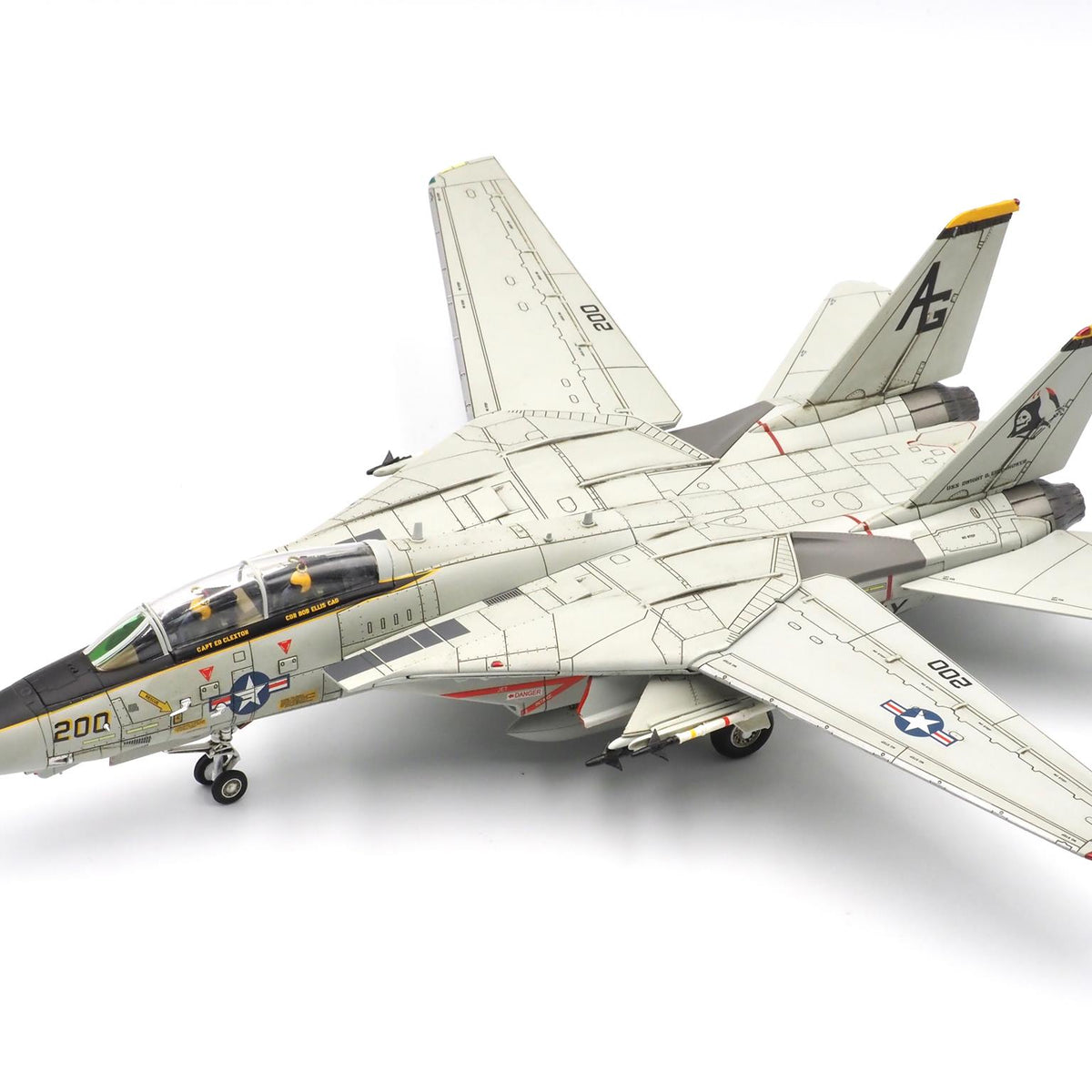 Calibre Wings F-14A アメリカ海軍 第142戦闘飛行隊 「ゴースト 