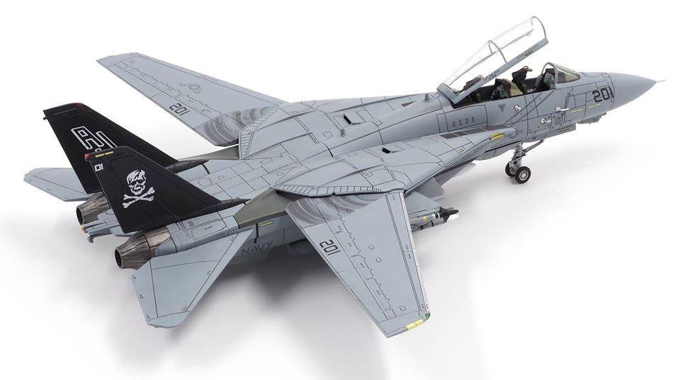 F-14A US Navy 84th Fighter Squadron "Jolly Rogers" aboard the aircraft carrier Theodore Roosevelt in 1993 AJ201/#160408 (weathering painted version) 1/72 [CA72JR02]