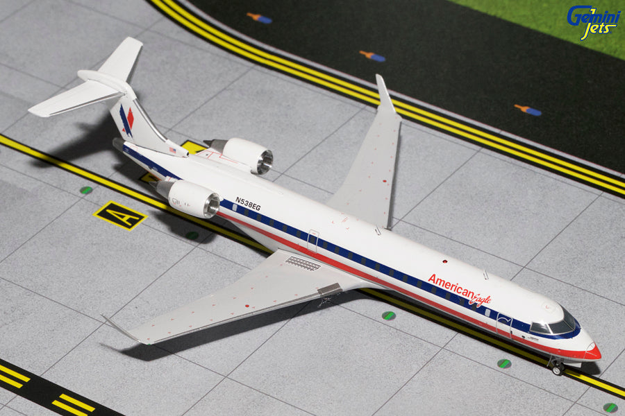 CRJ-702NG アメリカン・イーグル（エンボイエア） N538EG 1/200 ※金属製 [G2AAL331]