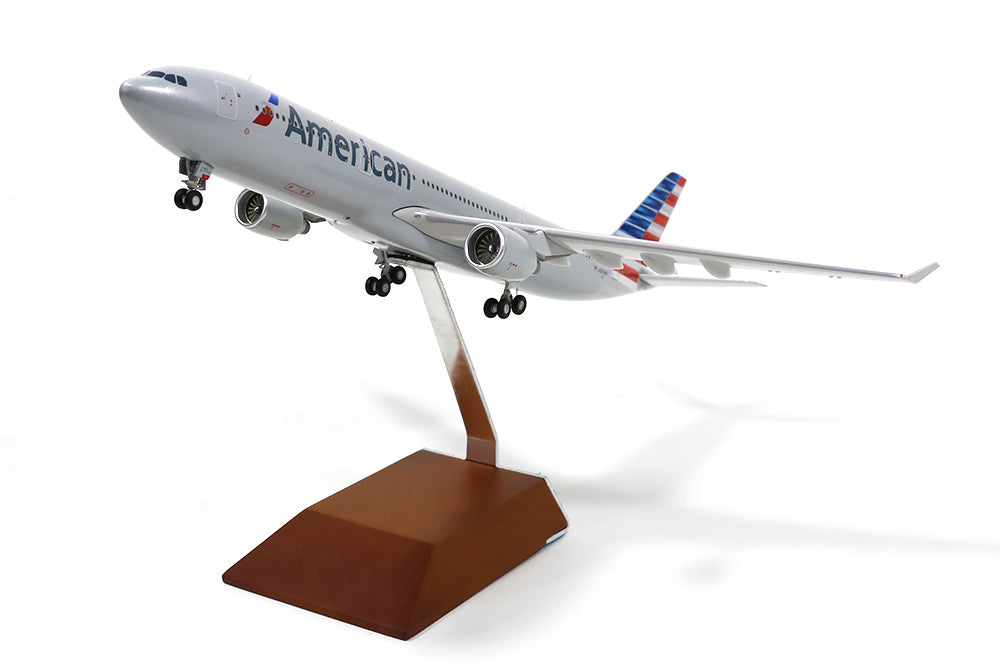 Gemini200 A330-300 アメリカン航空 新塗装 N270AY 1/200 [G2AAL515]