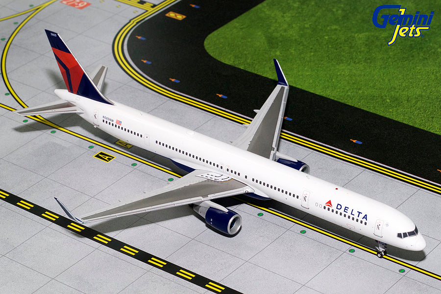 757-300 Delta Airlines N585NW 1/200 *Made of metal [G2DAL712]