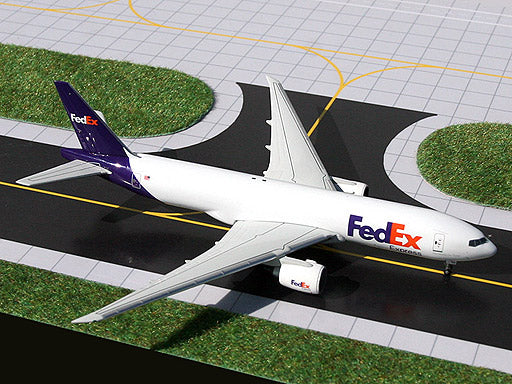 777F (Cargo Type) FedEx N882FD 1/400 *Stand included [GJFDX1029]