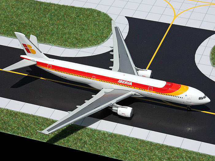 A330-300 Iberia EC-LUB 1/400 [GJIBE1275]