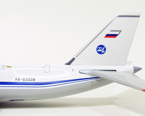 An-124-100 Russian Air Force RA-82028 1/400 [GJTTF1179]