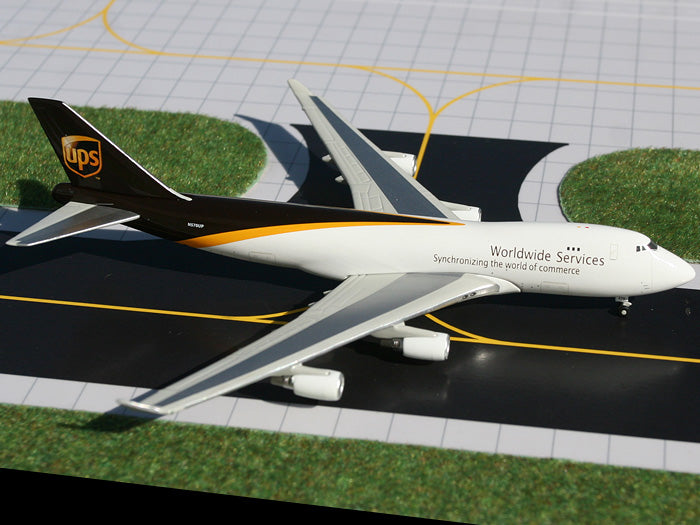 747-400F (Cargo type) UPS United Parcel Service N572UP 1/400 [GJUPS861B]