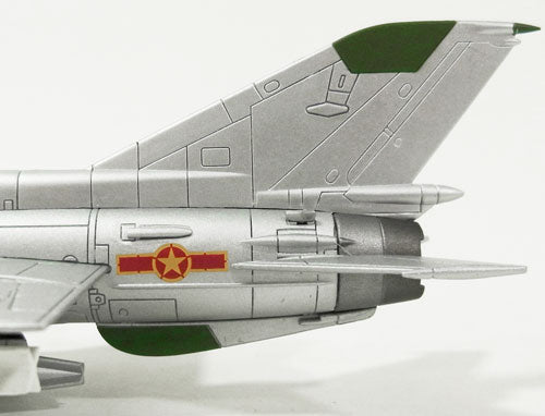 MiG-21MF North Vietnamese Air Force 921st Regiment "Sao Dao" Pham Tuan aircraft (preserved aircraft) December 1972 #5121 1/72 [HA0182]