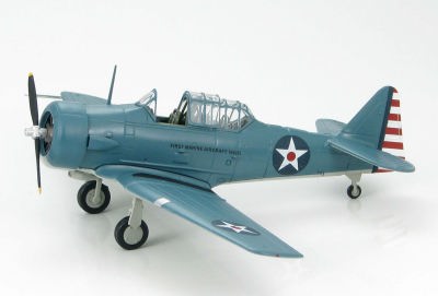 SNJ-3 (T-6 Texan) United States Marine Corps 1st Marine Air Force Quantico Air Base 42nd year 1/72 [HA1512]