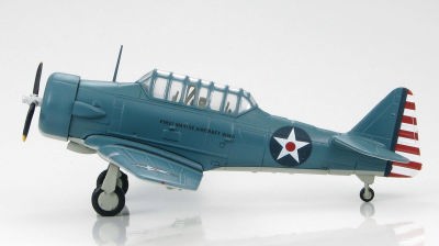 SNJ-3 (T-6 Texan) United States Marine Corps 1st Marine Air Force Quantico Air Base 42nd year 1/72 [HA1512]