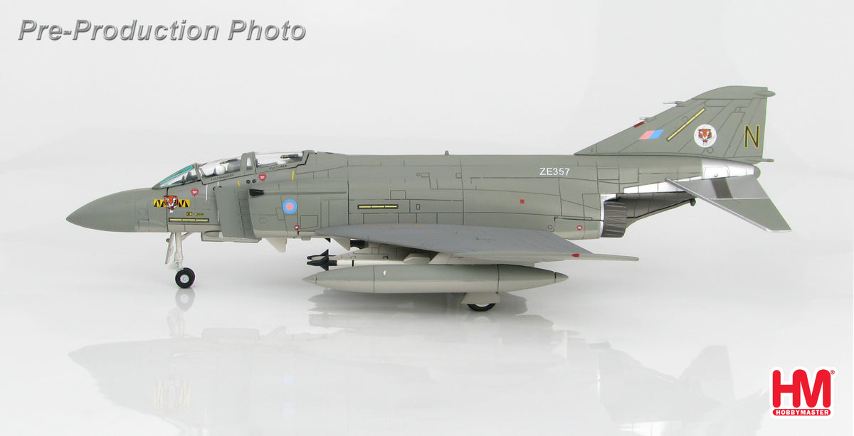 F-4J（UK） イギリス空軍 第74飛行隊 85年 ワティシャム基地 ZE357 1/72 [HA1986]