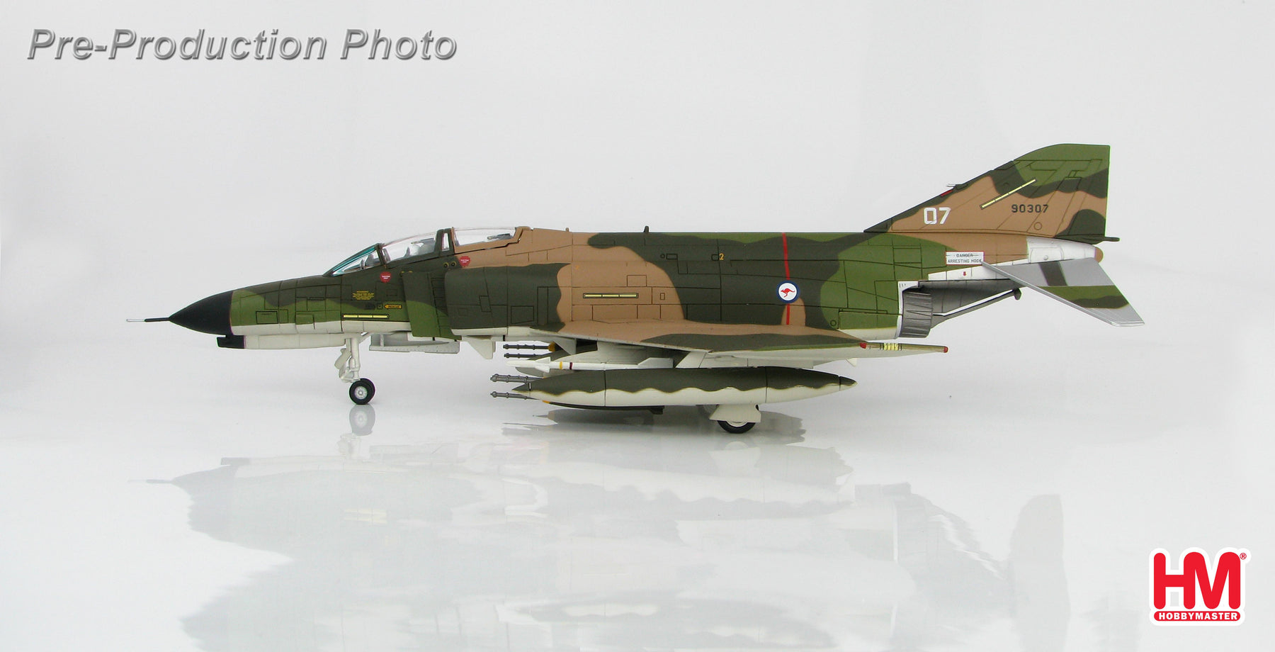 F-4E オーストラリア空軍 第82航空団 第6飛行隊 アンバレー基地 73年 #69-0307 1/72 [HA1987]