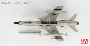 F-105Dサンダーチーフ アメリカ空軍 第388戦術戦闘航空団 第469戦術戦闘飛行隊 60年代 RU/#61-0069 「チェリー・ガール」 1/72 [HA2515]
