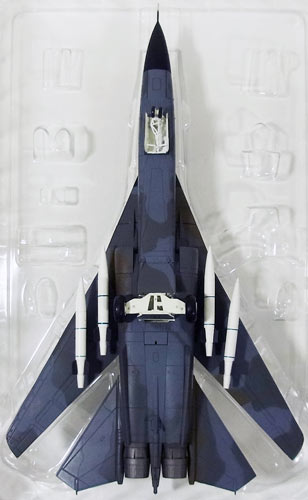 FB-111Aアードバーグ アメリカ空軍 第509爆撃航空団 第393爆撃飛行隊 ピース基地 #67-7196 「ラプチュアド・ダッグ」 1/72 [HA3014]