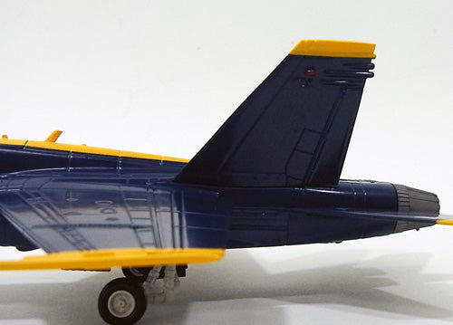 F/A-18A US Navy Demonstration Team "Blue Angels" 1-7 decals included 1/72 [HA3514A]